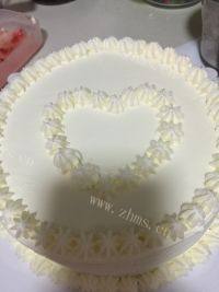 自制芒果蛋糕做法图解6)