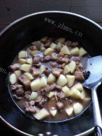 家常菜土豆红烧肉