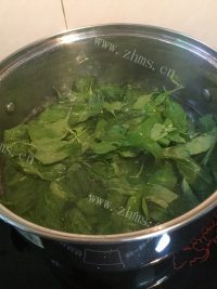 美味的枸杞叶鸡蛋汤做法图解5)
