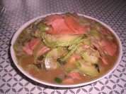 家常菜西葫芦炒火腿肠