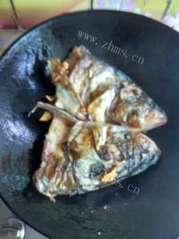 家常菜鱼头炖豆腐做法图解4)