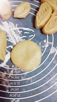 美味的老婆饼做法图解17)