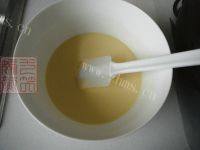 自制蔓越莓酸奶蛋糕做法图解4)