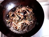 精致的红烧排骨炖干菜的做法图解六