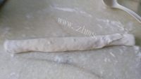 自制椒盐发面饼做法图解5)