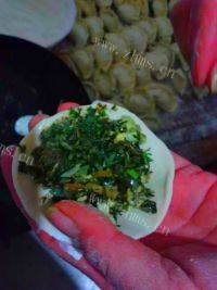 自己做的荠菜饺子做法图解9)
