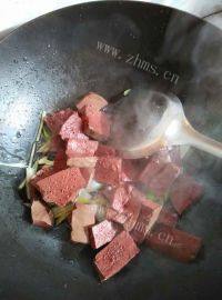 家常菜猪血豆腐做法图解4)