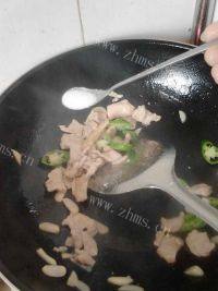 家常菜西红柿炒肉做法图解4)