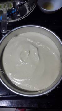 自己做的戚风蛋糕做法图解8)