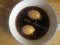 香甜可口红糖煮鸡蛋做法图解5)