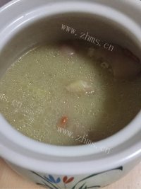 美味的黄豆猪蹄汤做法图解9)