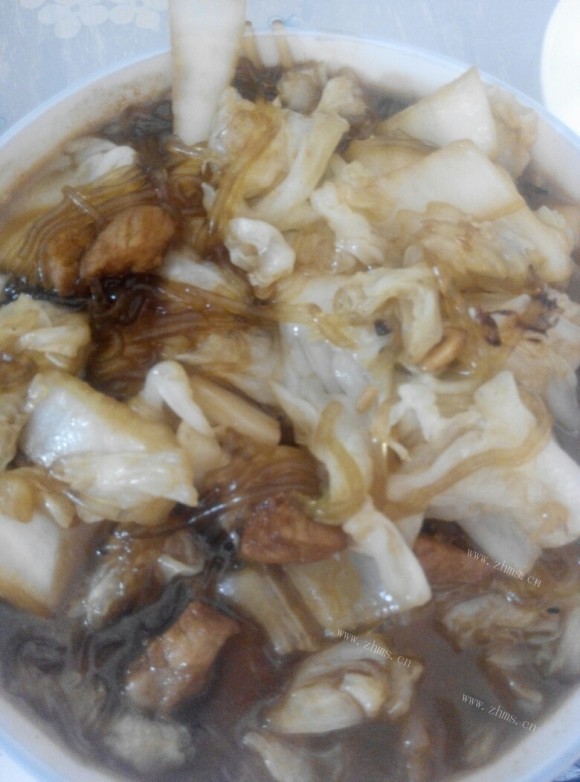 色香味俱全的白菜炖粉条