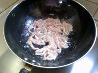 家常菜肉丝炒豆角做法图解3)