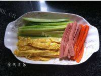火腿鸡蛋寿司做法图解3)