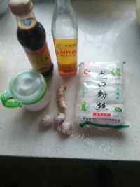 美味的蒜蓉粉丝虾做法图解1)