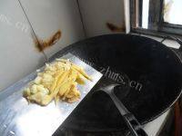 诱人清炒土豆片做法图解6)