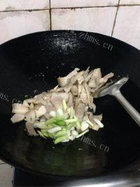 有特色的四川回锅肉做法图解5)