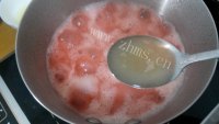 自制草莓果酱做法图解5)