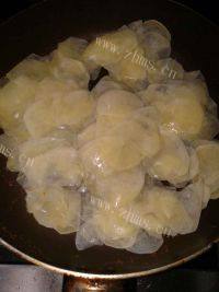 常吃不腻的炒土豆片做法图解2)
