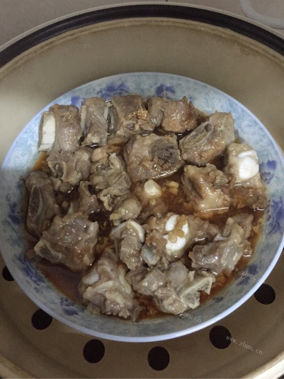 色香味浓的蒸排骨