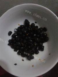 自制辣椒炒肉做法图解2)