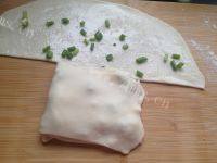 「DIY美食」葱油饼做法图解8)