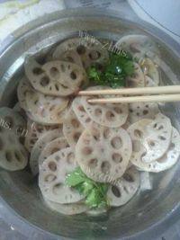 家常菜凉拌莲藕片