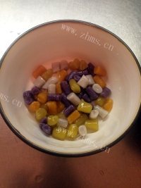 清爽的自制四色芋圆做法图解8)