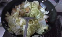 家常菜糖醋白菜做法图解9)