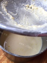 自制芒果千层蛋糕做法图解9)
