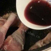 美味红酒炖鸡腿的做法图解三