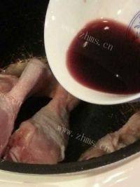 美味红酒炖鸡腿做法图解3)