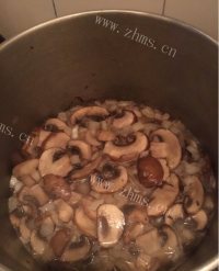 蘑菇汤做法图解6)