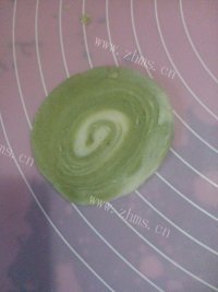 自制抹茶蛋黄酥做法图解11)