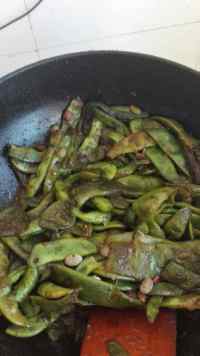 家常菜炒豆角