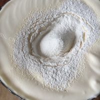 鲜美可口的海绵蛋糕做法图解5)