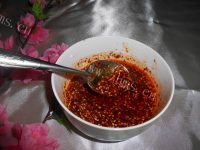 简易版油泼辣子做法图解8)