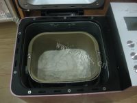 美味的淡奶油吐司做法图解3)