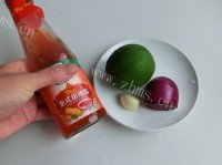 美味的泰式柠檬烤黄鱼做法图解2)