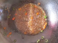 美味的肉末酸豆角粉条做法图解10)