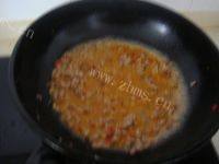 自己做的辣肉面做法图解9)