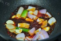 啤酒萝卜炖牛腩做法图解4)