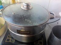 自己做的酸菜猪肉馅饺子做法图解7)