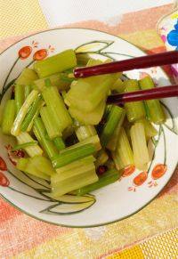 家常菜凉拌西芹