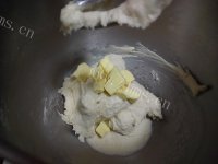 甜甜的奶酥蜜豆包做法图解2)
