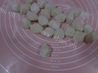 诱人的猪肉白菜饺子做法图解13)