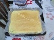 草莓酱蛋糕卷做法图解10)