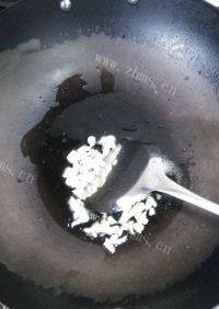 自制清炒菠菜做法图解2)