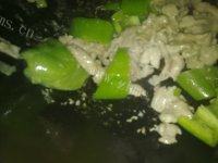 家常菜尖椒肉片做法图解6)