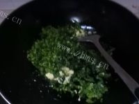 好吃的芥菜馅饼做法图解4)